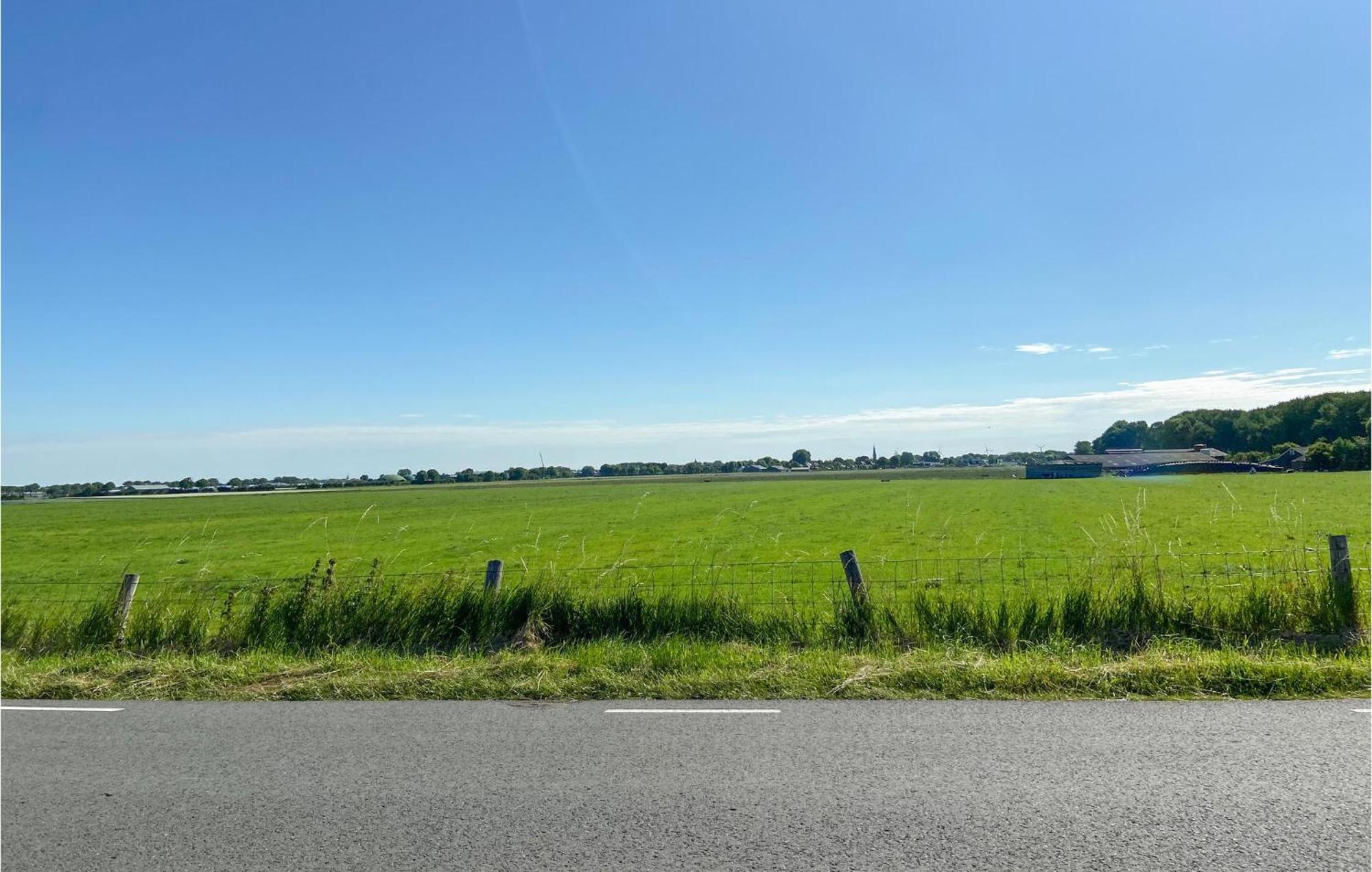 Nice Home In Warmenhuizen With Wifi Schoorldam Екстериор снимка